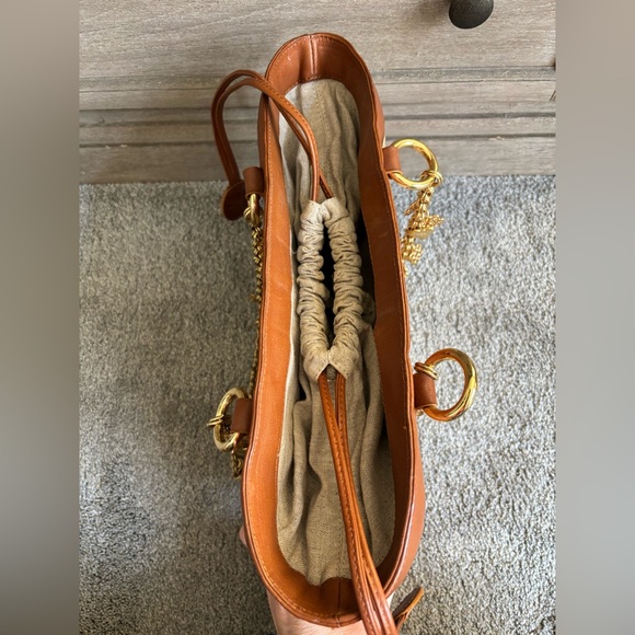 Tory Burch Rattan Charm Handbag, NWOT - Picture 4 of 6